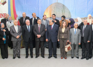 صور تذكارية مع الوفد الوزاري 13-02-2014